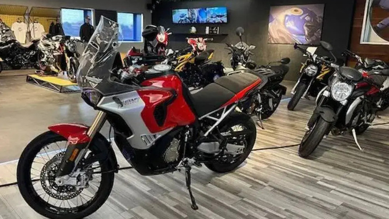 MV Agusta LPX Enduro Veloce: l&#039;usato del giorno di Moto.it