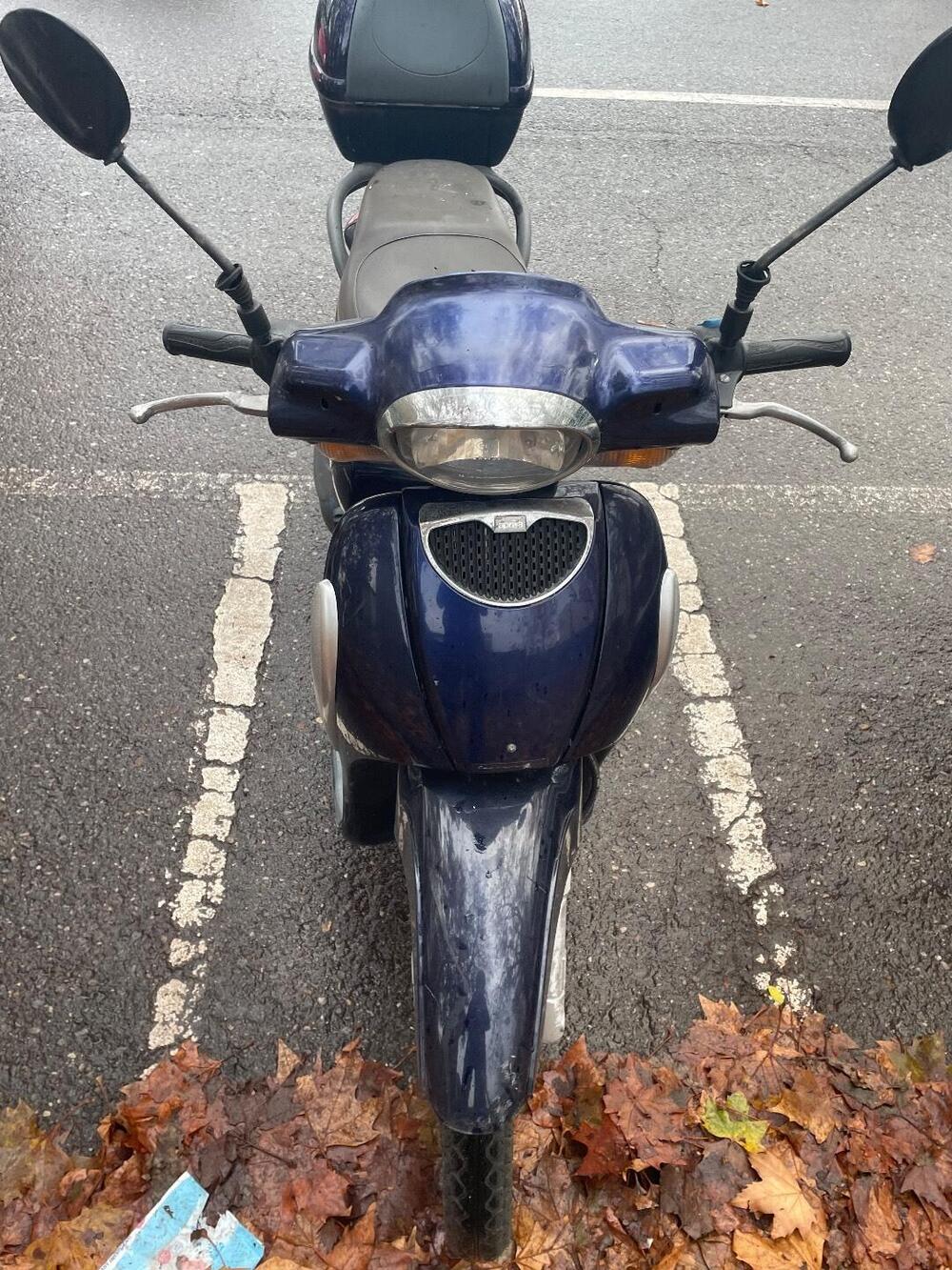 Aprilia Scarabeo 100 4t (2007 - 16) (5)