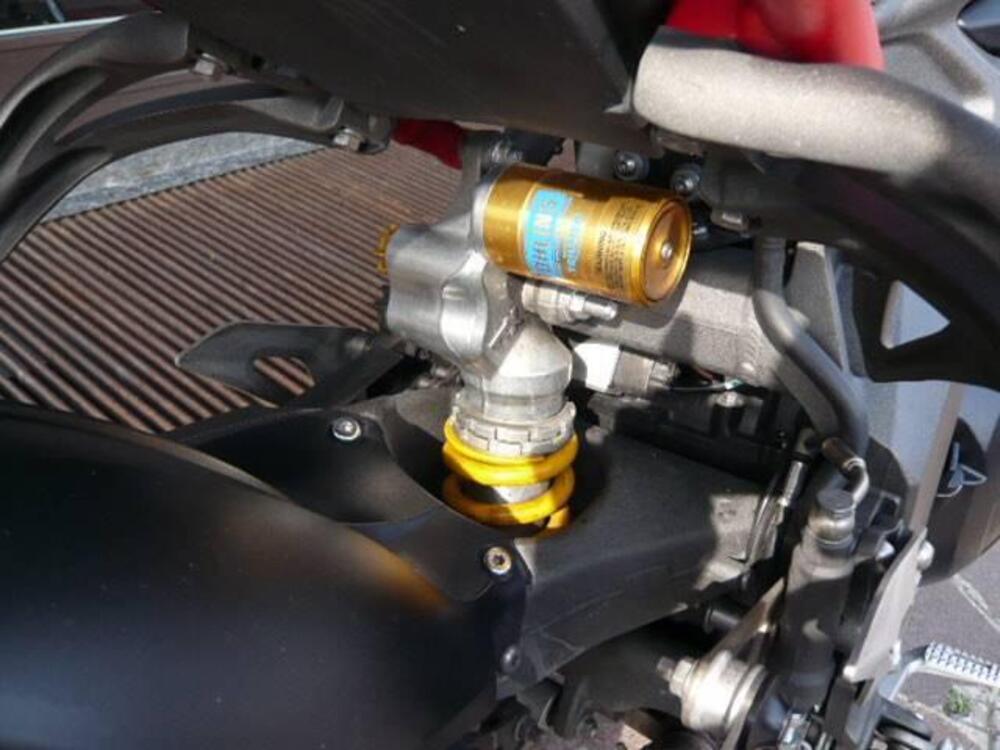 Triumph Speed Triple 1050 R ABS (2016 - 17) (5)