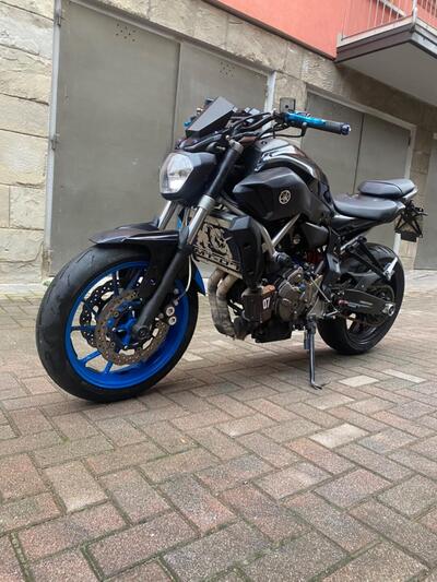 Yamaha MT-07 (2014 - 16) usata