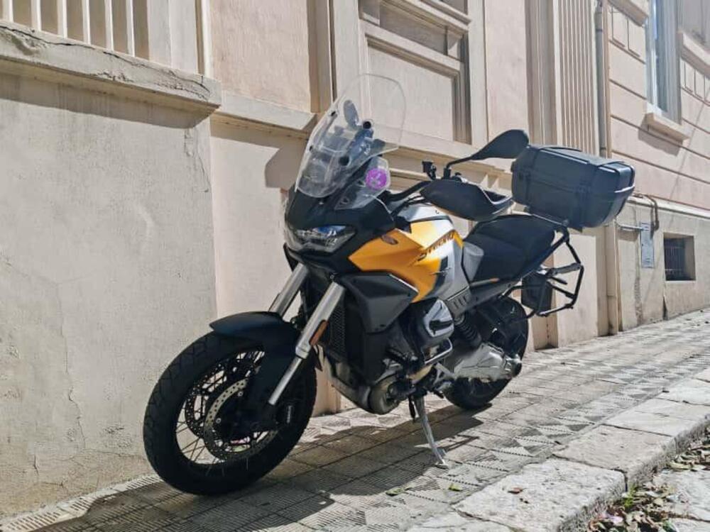 Moto Guzzi Stelvio (2024 - 26) (4)