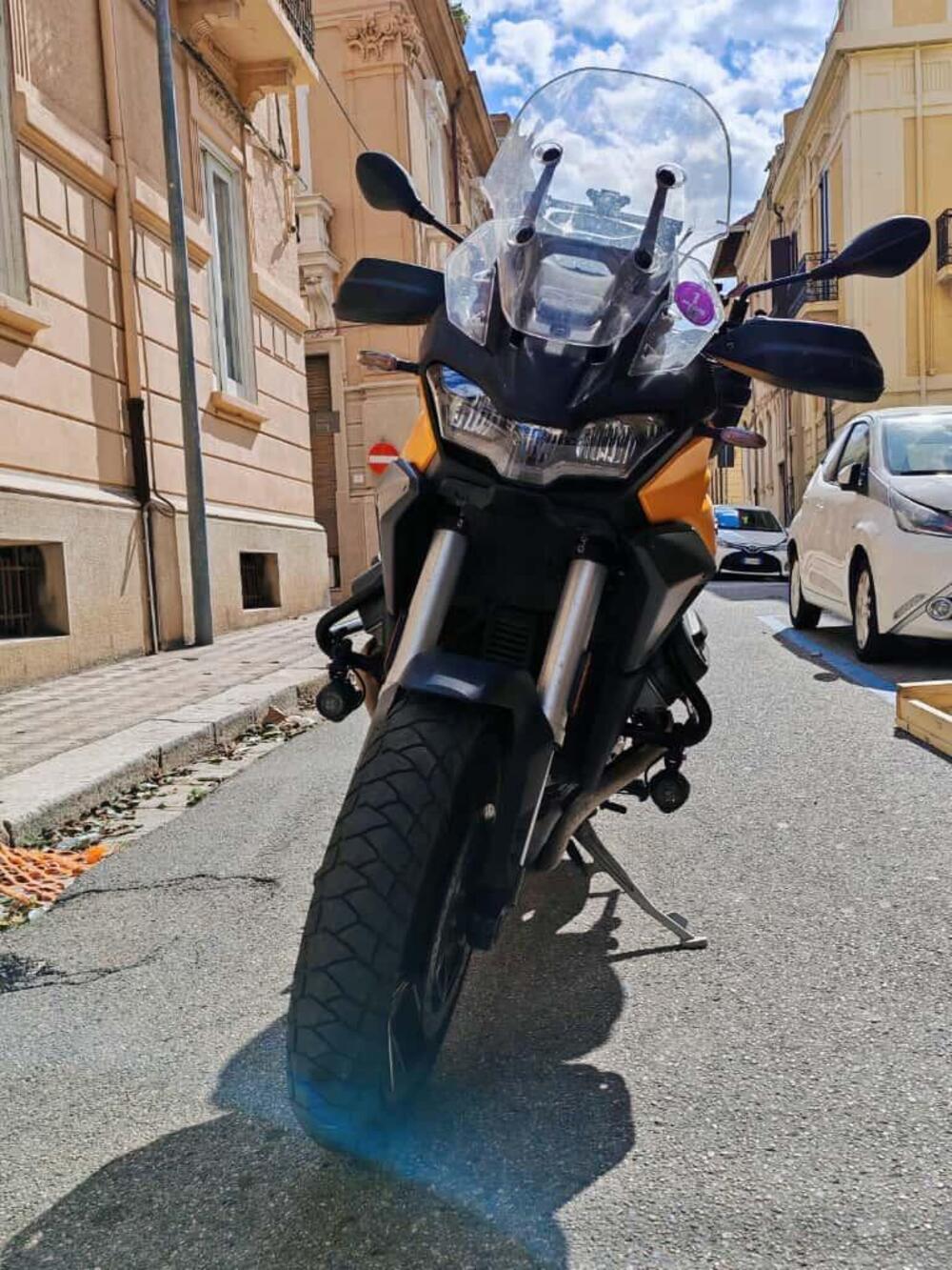 Moto Guzzi Stelvio (2024 - 26) (5)