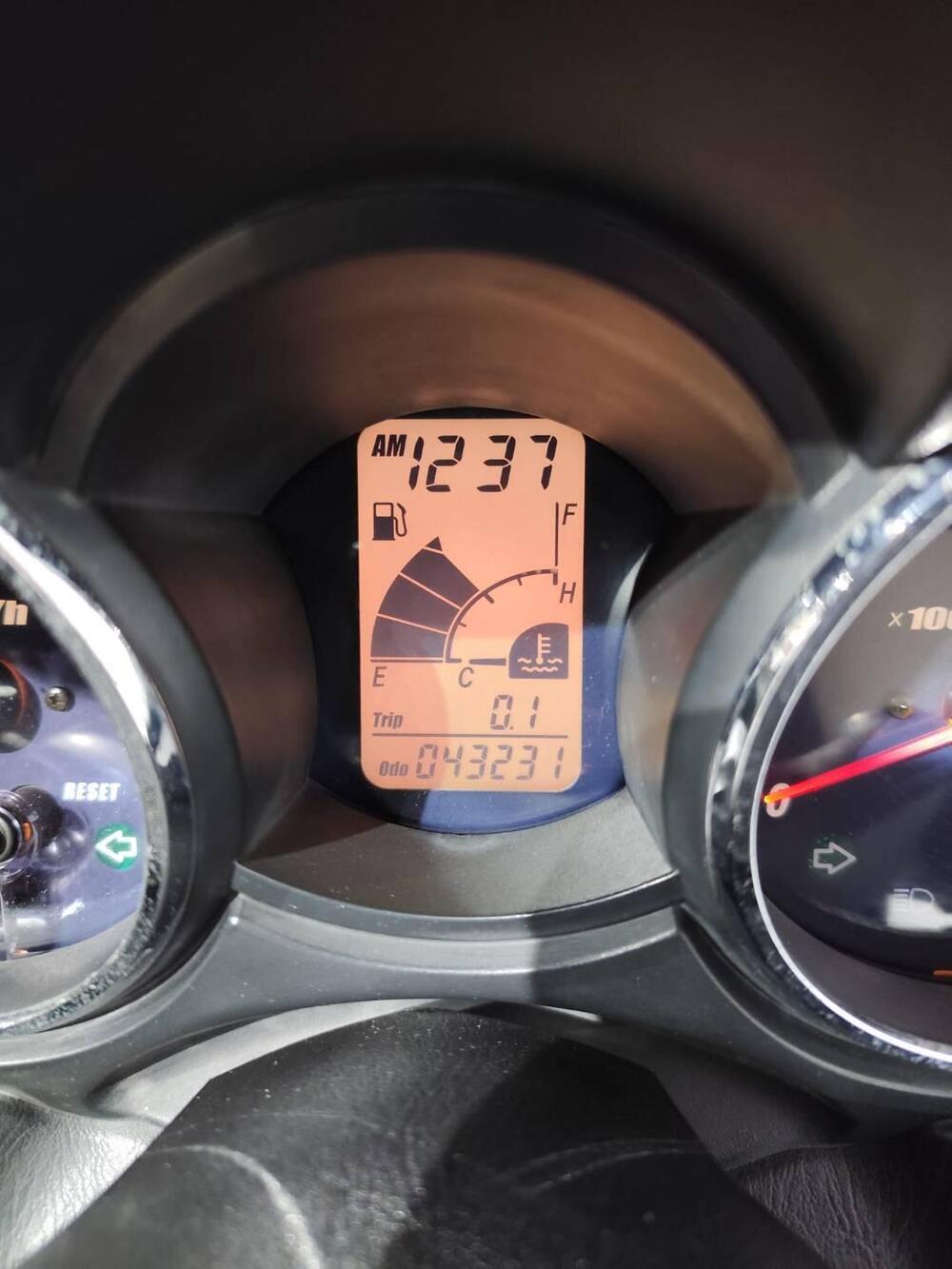 Yamaha Majesty 400 (2004 - 08) (8)