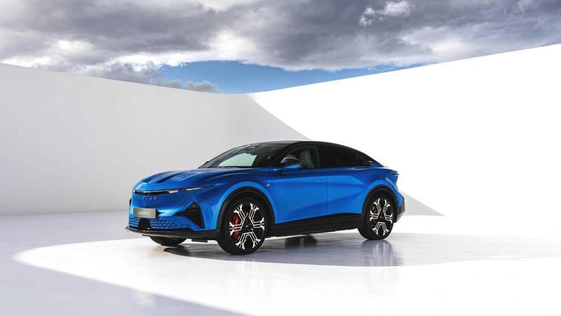 Alpine A390: la sport fastback elettrica da 470 CV che ridefinisce il piacere di guida