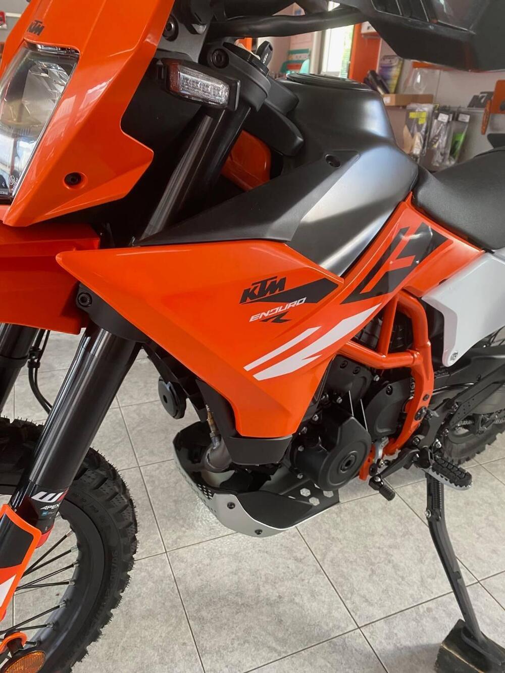 KTM 390 Enduro R (2025 - 26) (3)