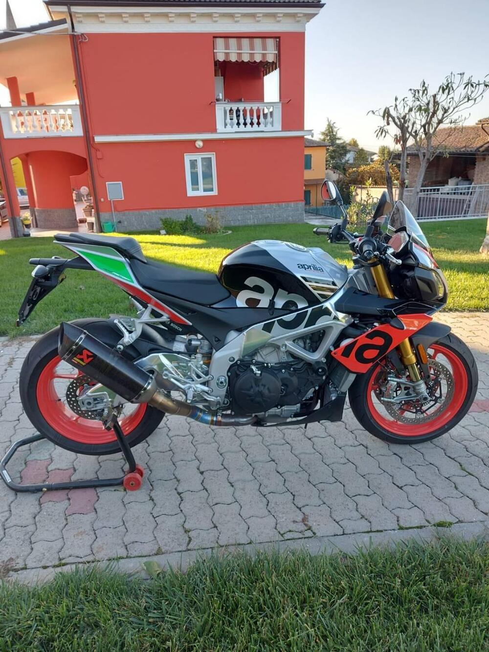 Aprilia Tuono V4 Factory (2019 - 20) (13)