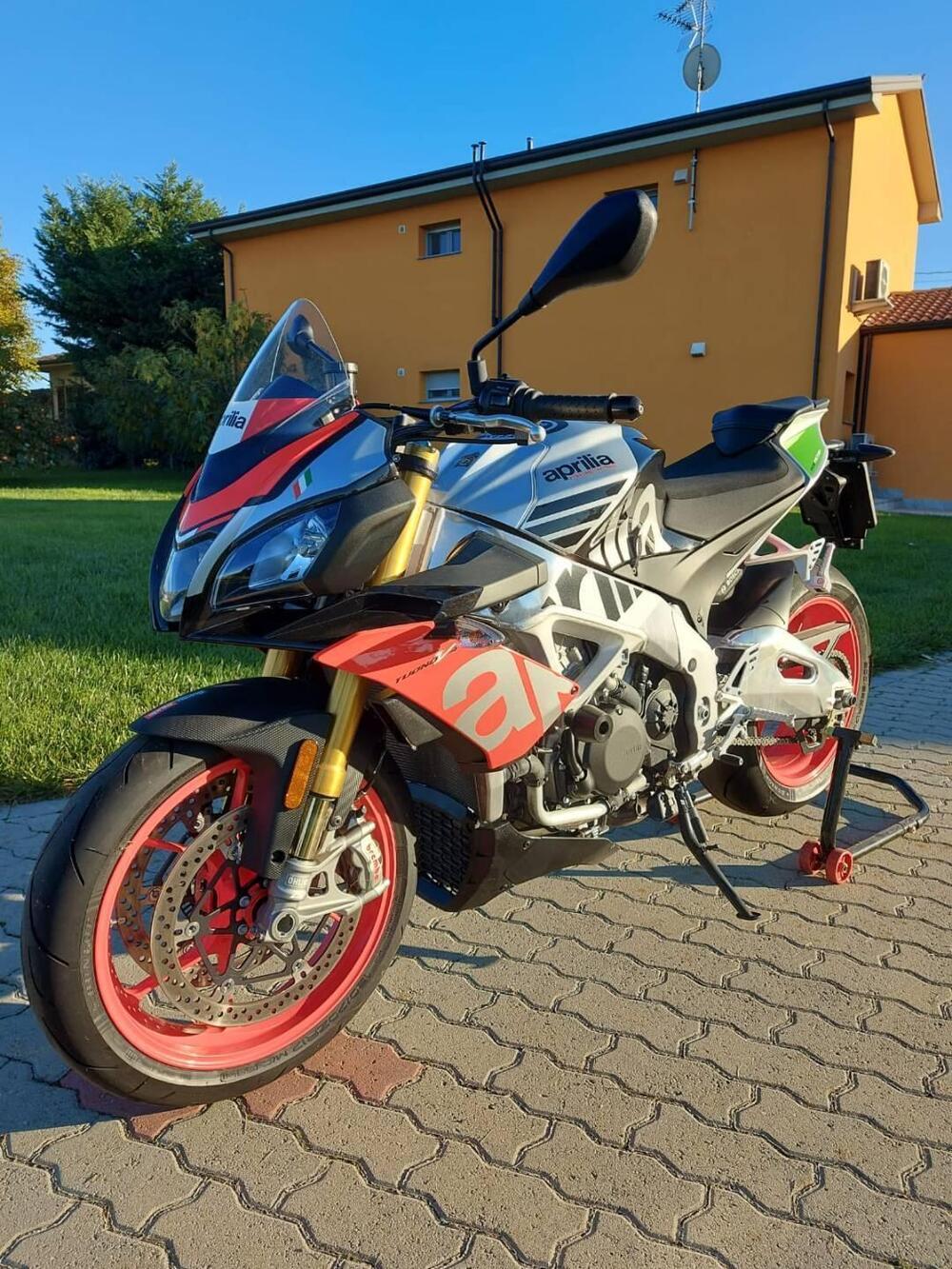 Aprilia Tuono V4 Factory (2019 - 20) (14)