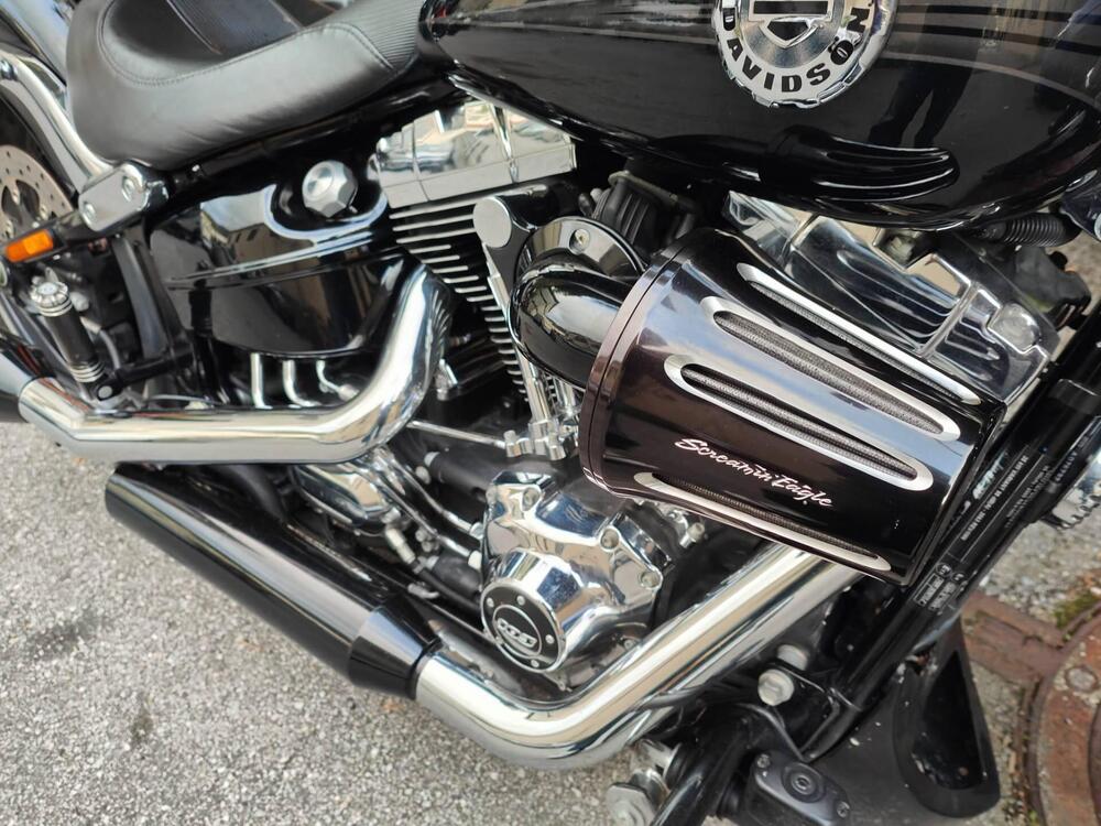 Harley-Davidson 1690 Breakout (2013 - 17) - FXSB (4)