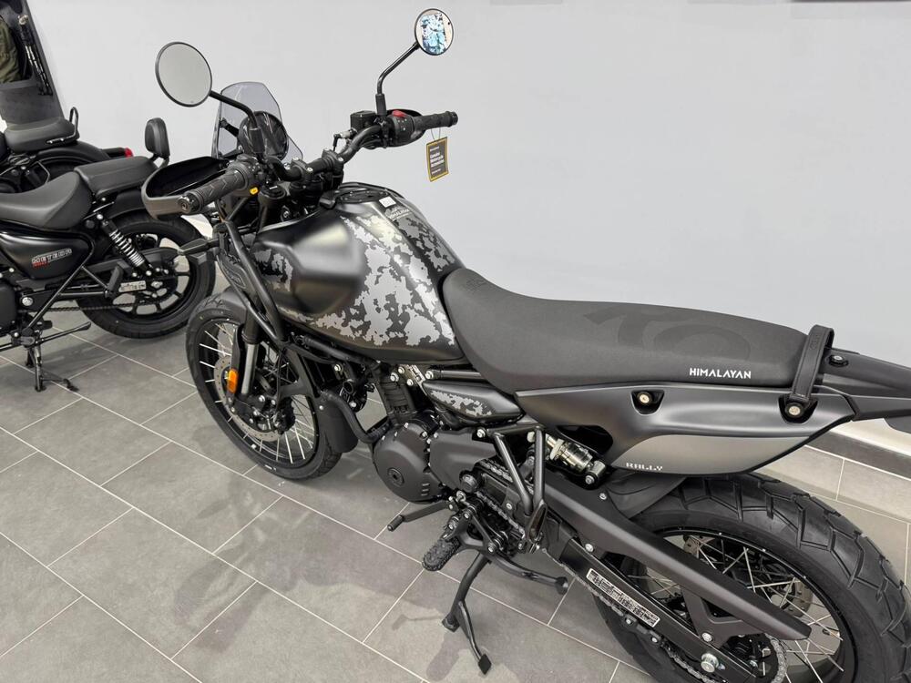 Royal Enfield Himalayan 450 Mana Black (2026) (3)