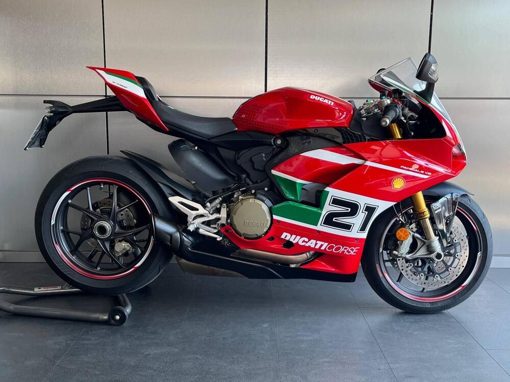 Ducati Panigale V2 Bayliss 1st Championship 20th Anniversary (2021 - 24)