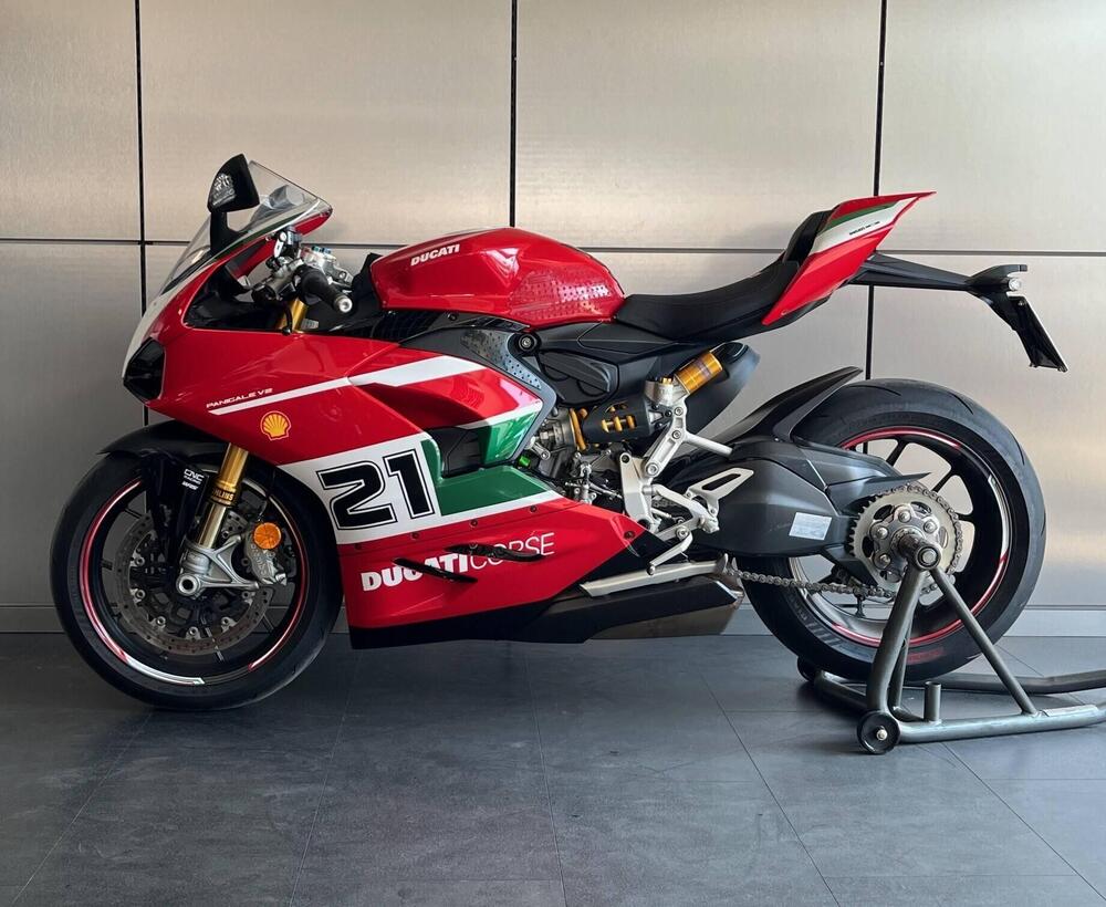 Ducati Panigale V2 Bayliss 1st Championship 20th Anniversary (2021 - 24) (4)