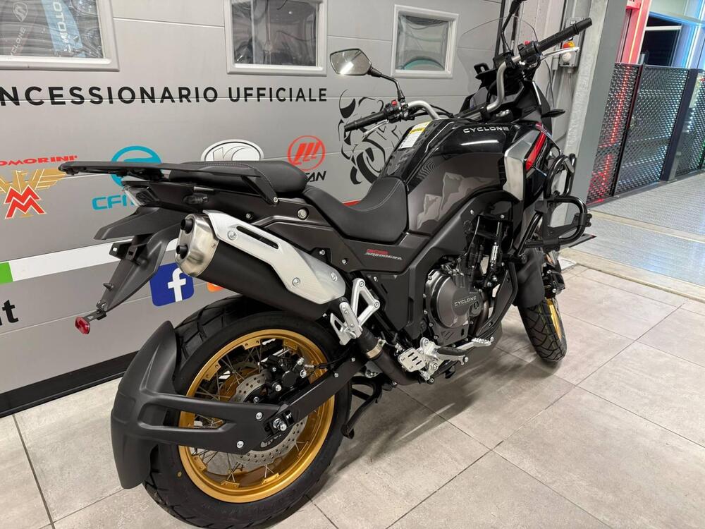 Cyclone RX600 (2025 - 26) (3)