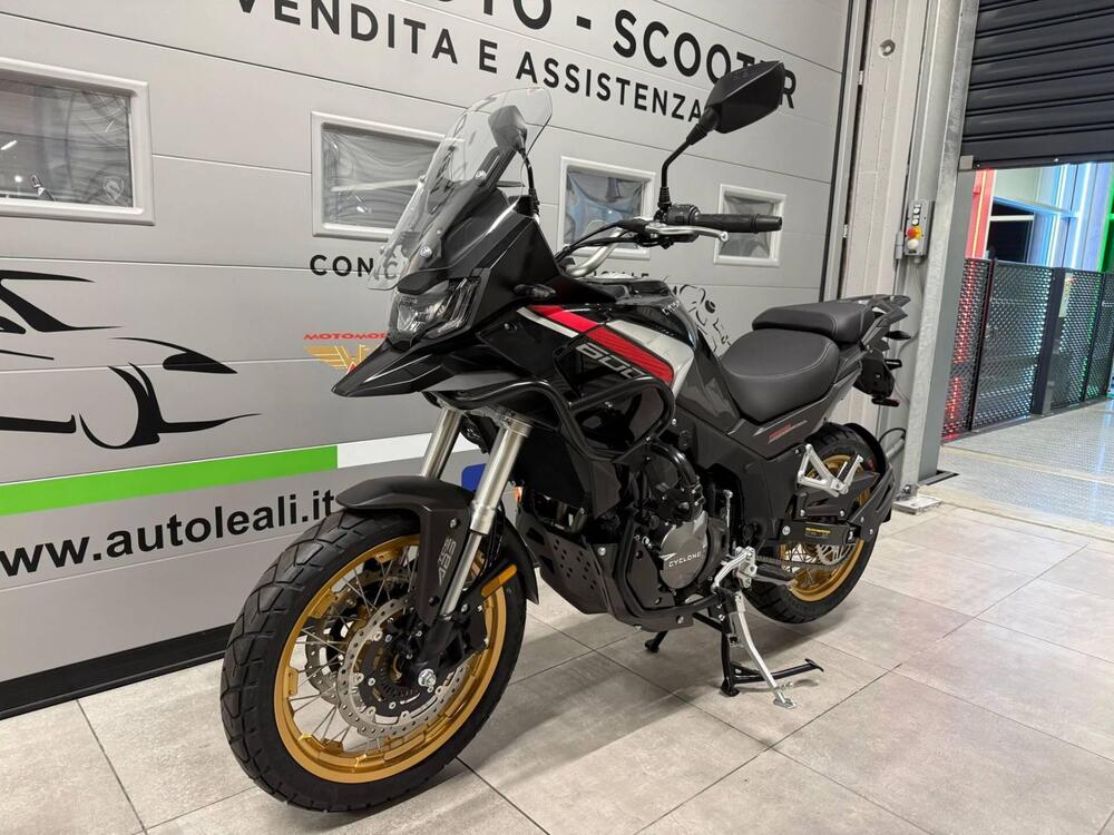 Cyclone RX600 (2025 - 26) (5)