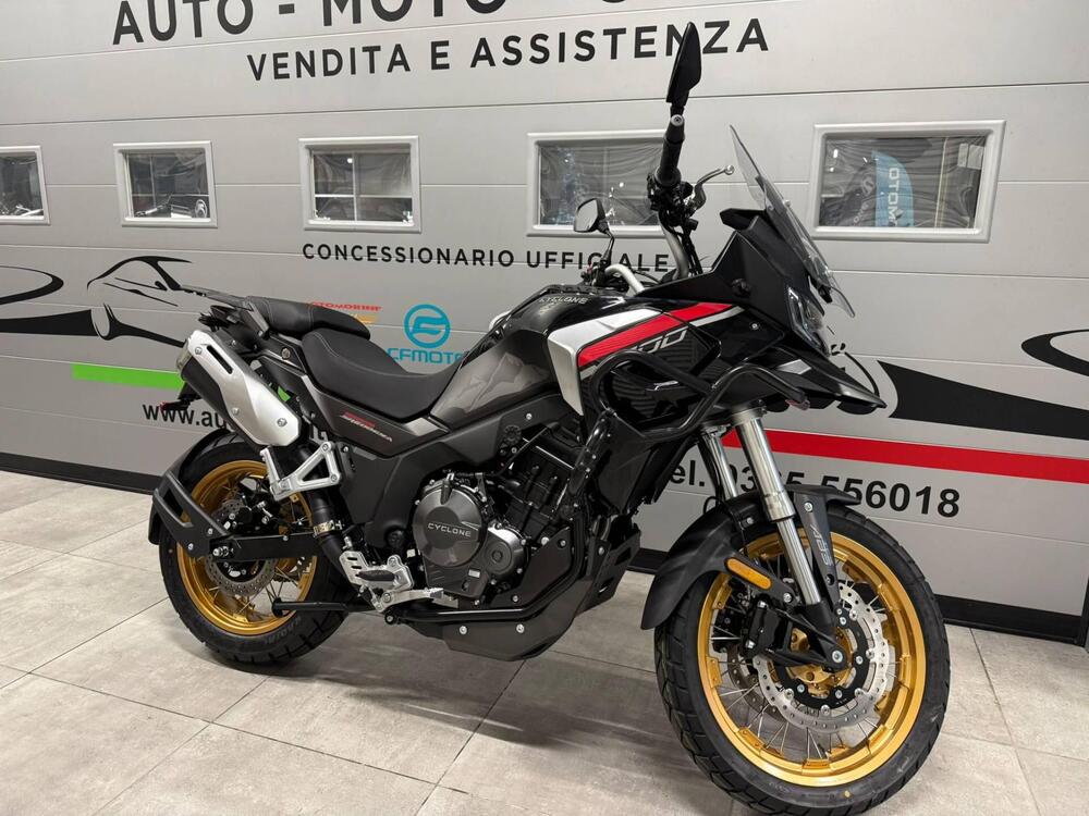 Cyclone RX600 (2025 - 26) (17)