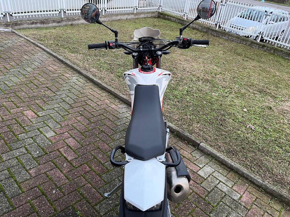 Betamotor Alp 200 (2021 - 25) (12)