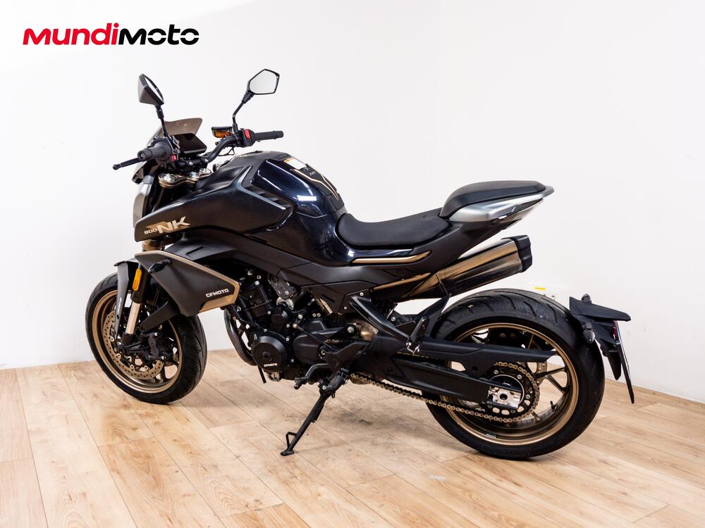 CFMOTO 800NK Sport (2023 - 26) (7)