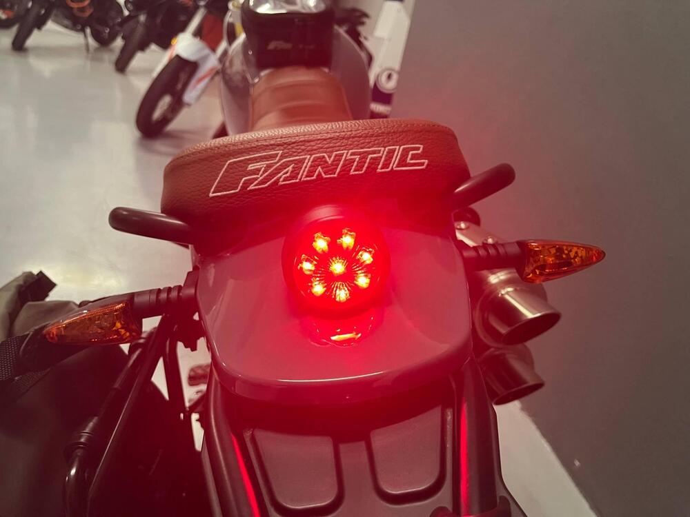 Fantic Motor Caballero 500 Scrambler Deluxe (2021 - 23) (11)