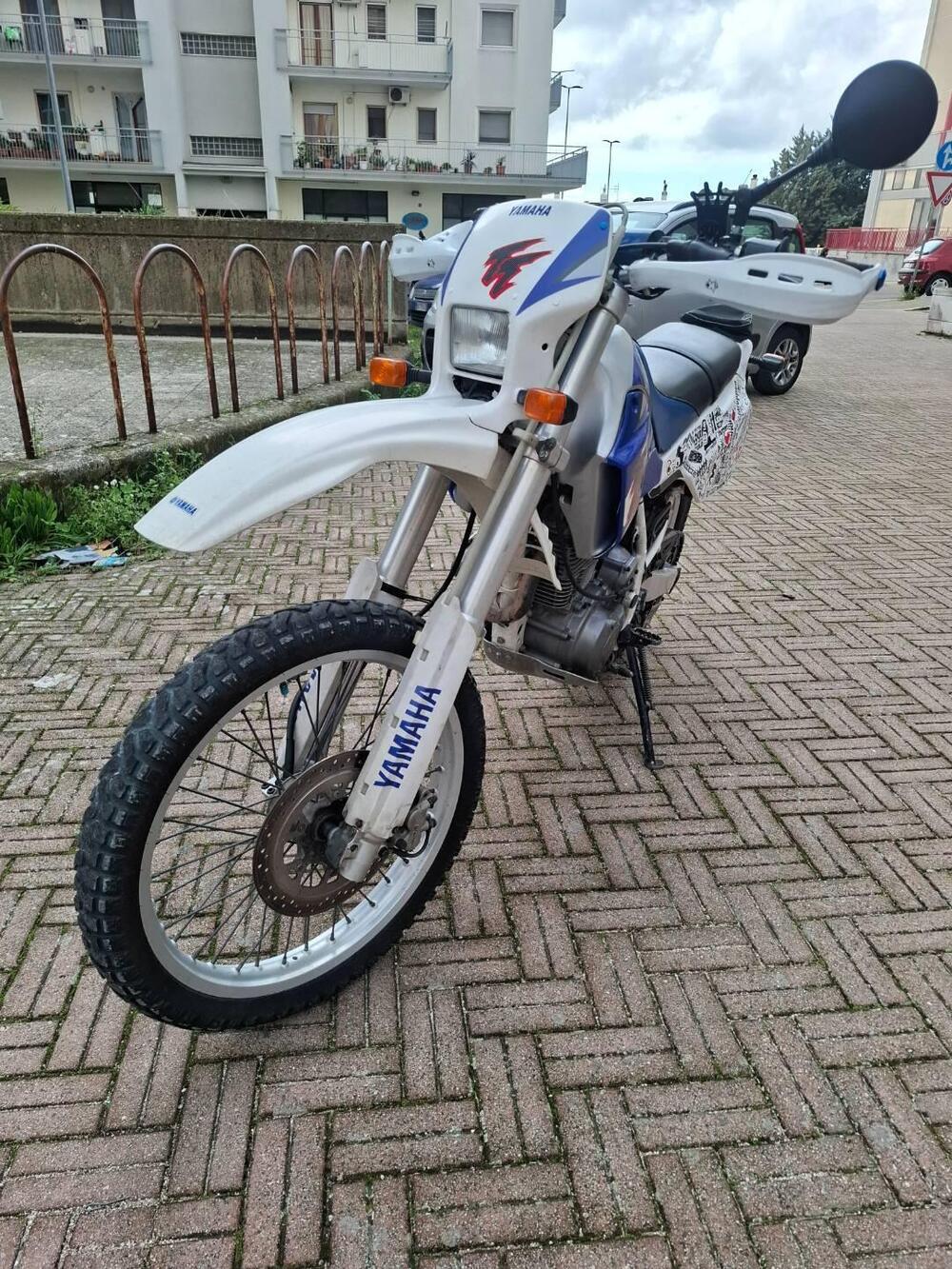 Yamaha TT 600 E (1994 - 03) (2)