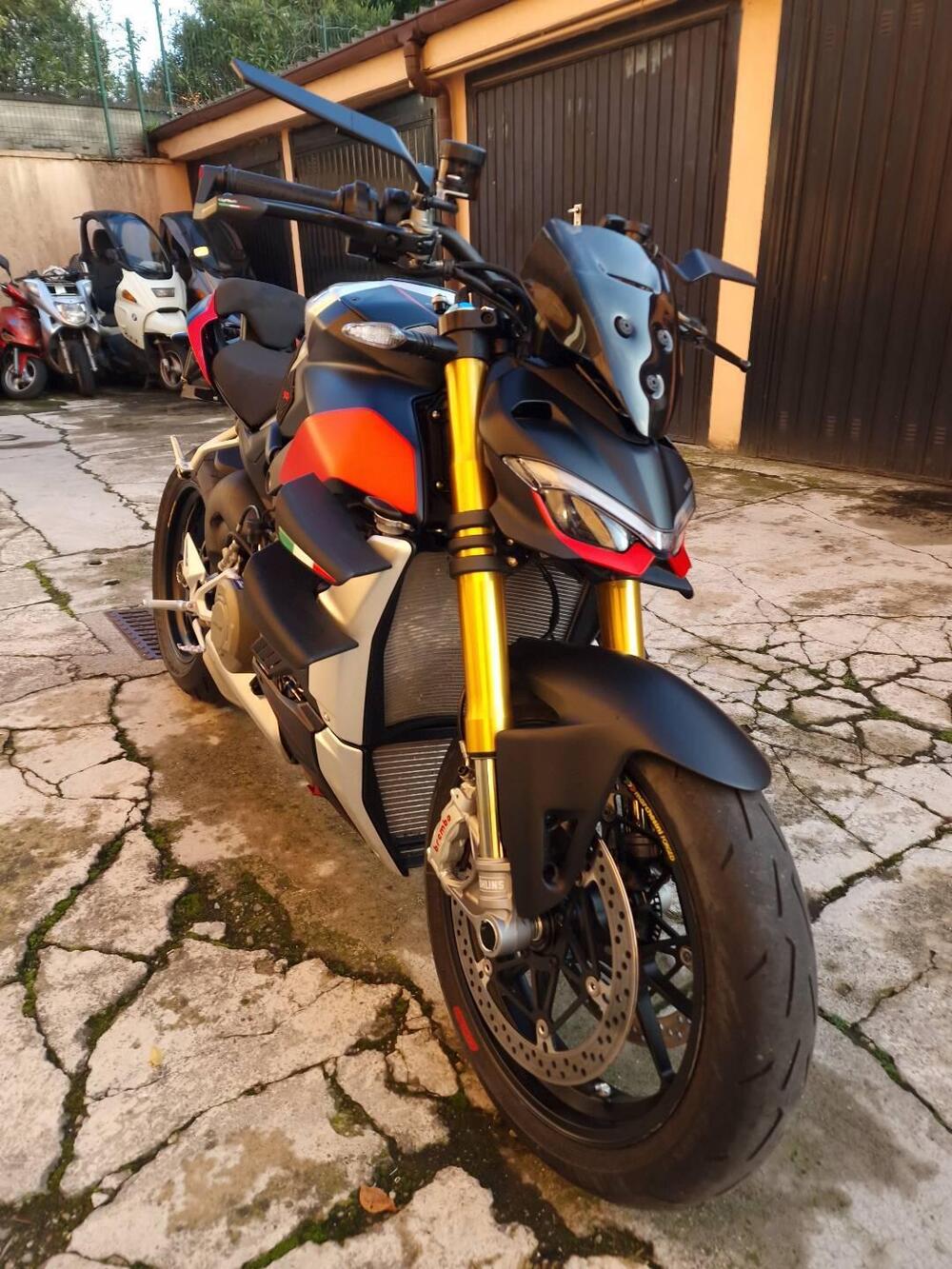 Ducati Streetfighter V4 S (2023 - 24) (2)