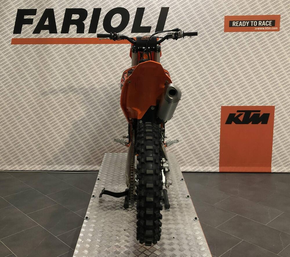 KTM 250 SX-F (2016) (4)