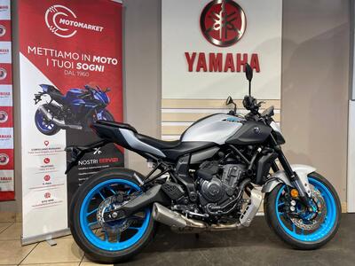 Yamaha MT-07 Y-AMT (2025) nuova