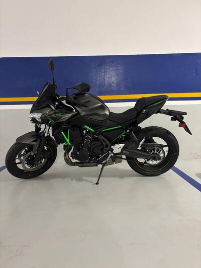 Kawasaki Z 650 (2021 - 24) usata