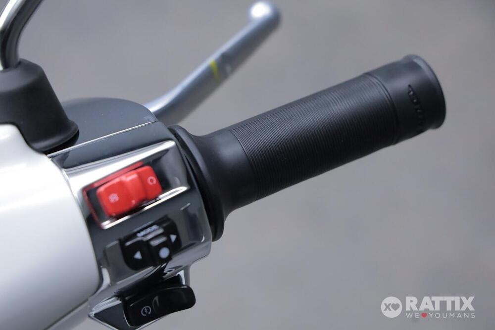 Vespa Primavera 125 (2024 - 25) (12)