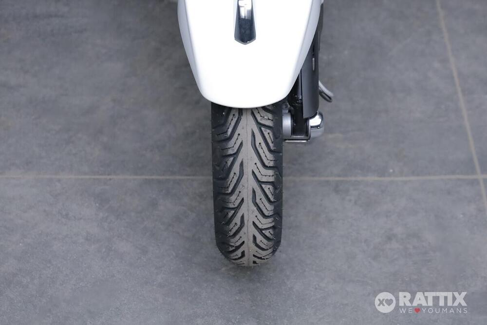 Vespa Primavera 125 (2024 - 25) (10)