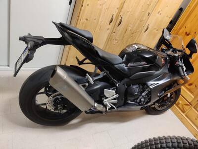 Honda CBR 1000 RR-R Fireblade (2020 - 21) usata