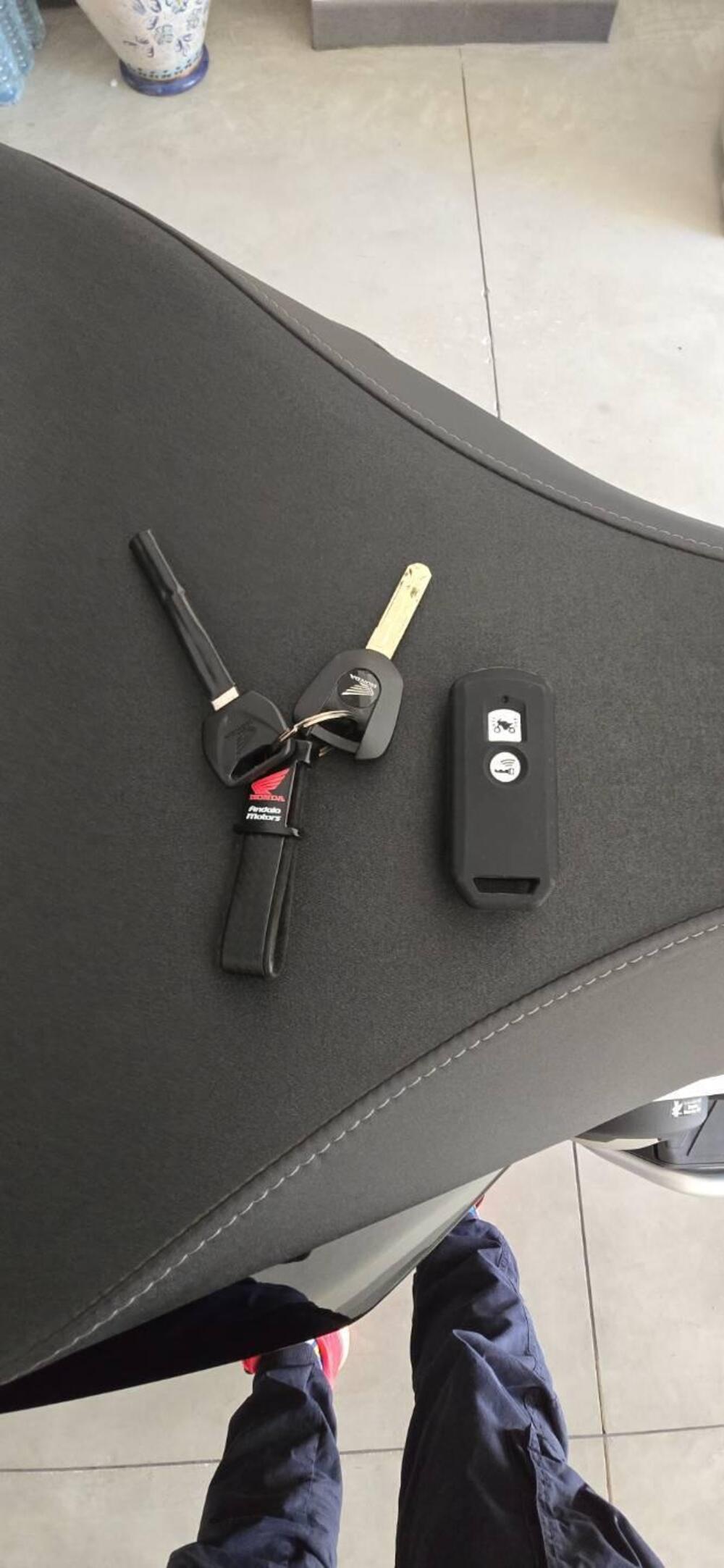 Honda X-ADV 750 DCT Adventure (2021 - 24) (9)