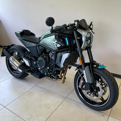 CFMOTO 700CL-X Sport (2022 - 25) usata