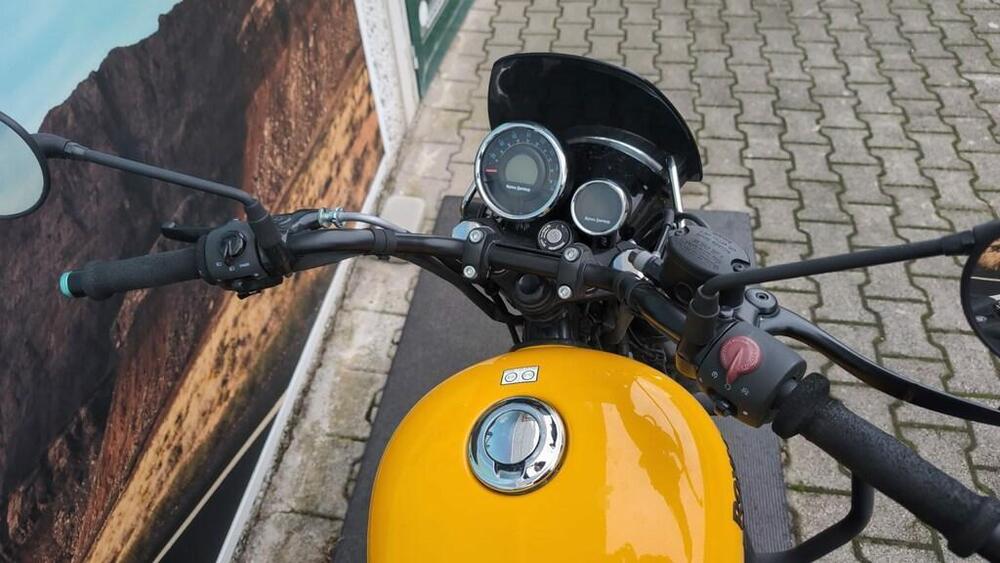 Royal Enfield Meteor 350 (2021 - 26) (3)