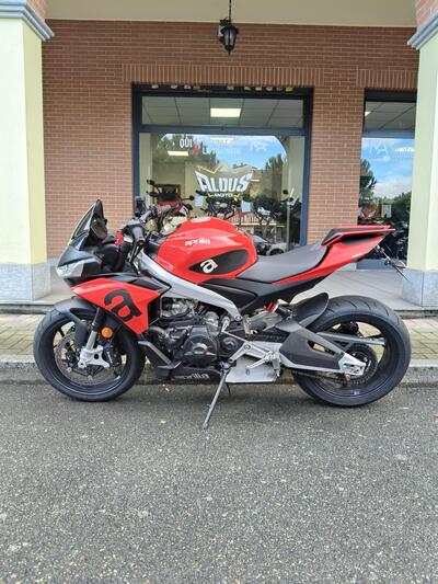 Aprilia Tuono 660 (2021 - 25) usata