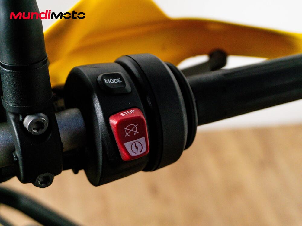 Bmw F 850 GS - Edition 40 Years GS (2021) (17)