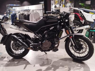 Husqvarna Svartpilen 125 (2021 - 23) usata