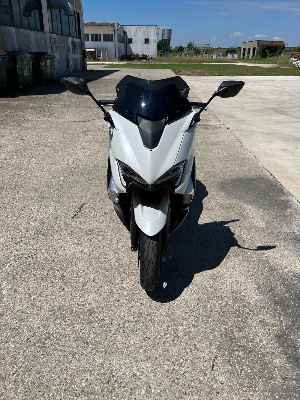 Yamaha T-Max 530 SX (2017 - 19) (2)