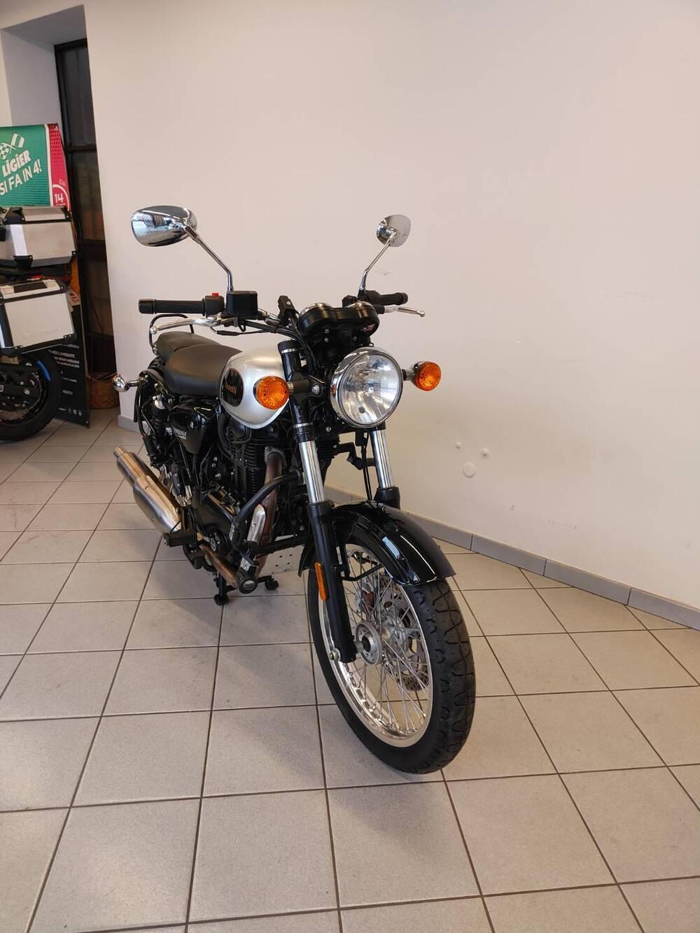 Benelli Imperiale 400 (2021 - 25) (14)