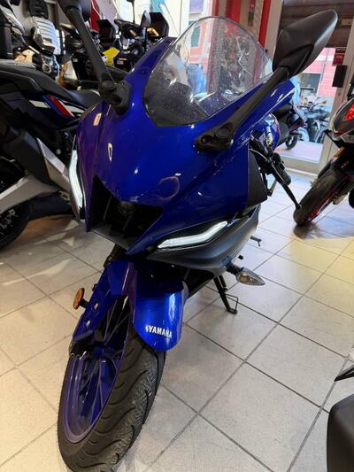 Yamaha YZF R125 (2023 - 25) usata