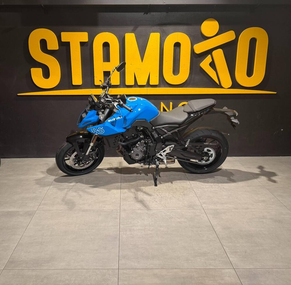Suzuki GSX-8S (2025 - 26) (4)