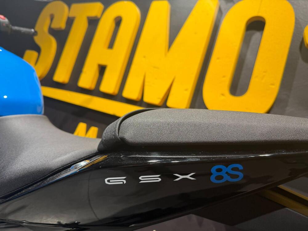 Suzuki GSX-8S (2025 - 26) (7)