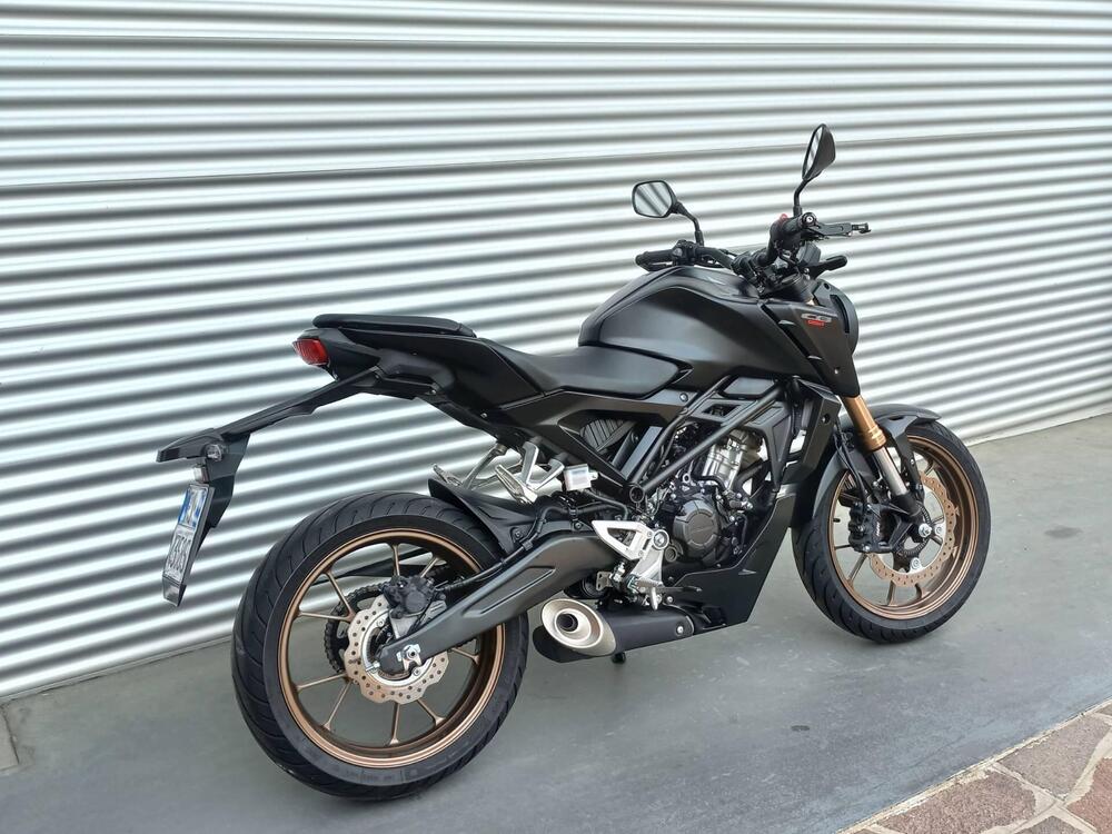 Honda CB 125 R (2024 - 25) (7)