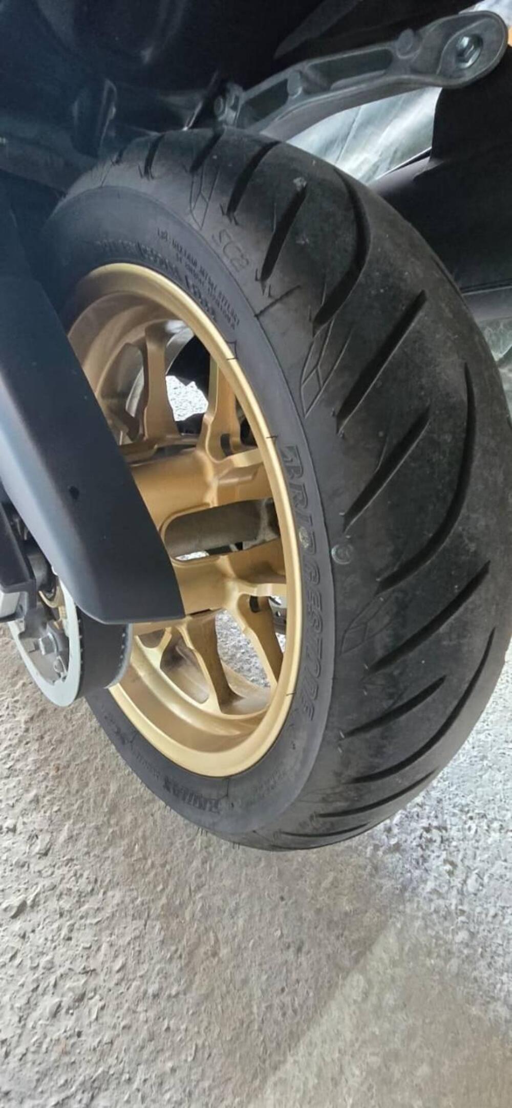 Yamaha T-Max 560 Tech Max (2022 - 24) (3)