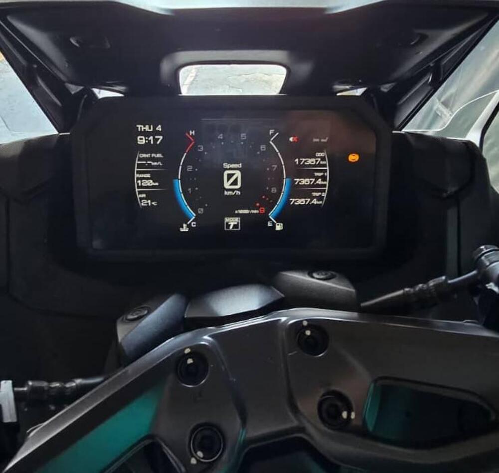 Yamaha T-Max 560 Tech Max (2022 - 24) (7)