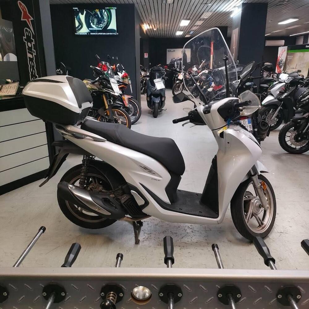 Honda SH 150i (2020 - 23) (6)