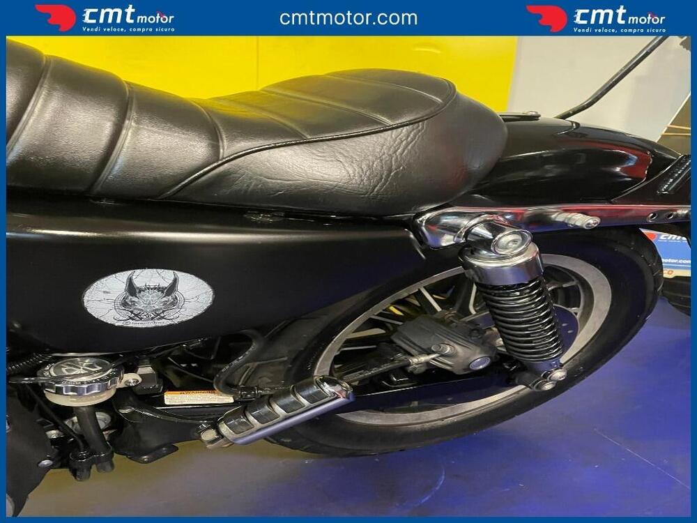 Harley-Davidson 883 R (2008 - 16) - XL 883R (12)