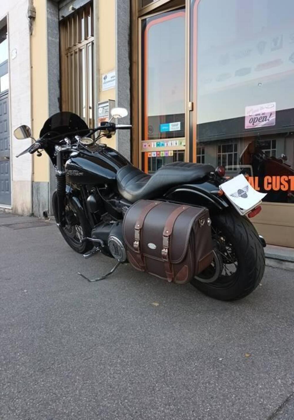 Harley-Davidson 1584 Street Bob (2008 - 15) - FXDB (4)