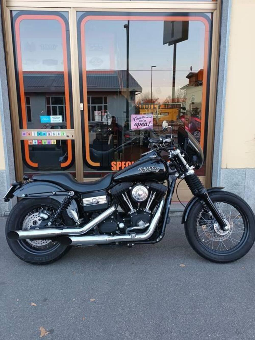 Harley-Davidson 1584 Street Bob (2008 - 15) - FXDB (13)