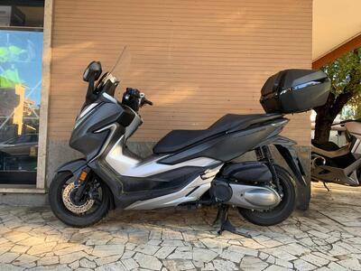 Honda Forza 300 Deluxe ABS (2018 - 20) usata