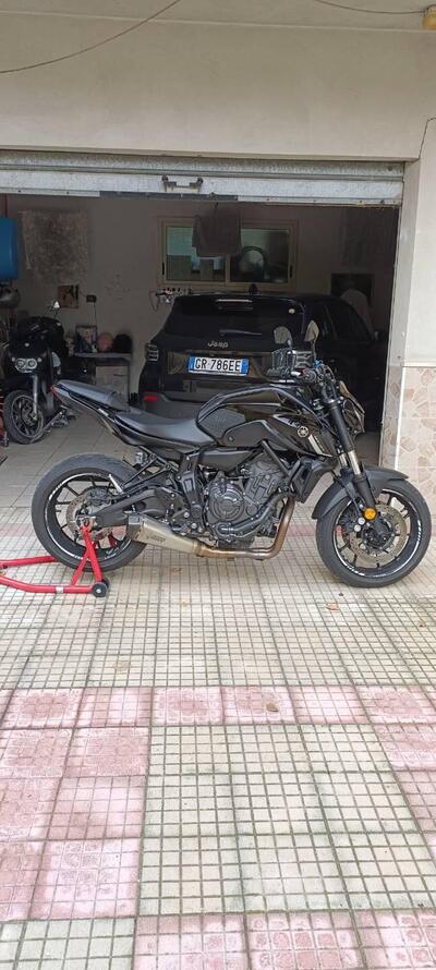 Yamaha MT-07 (2021 - 24) usata