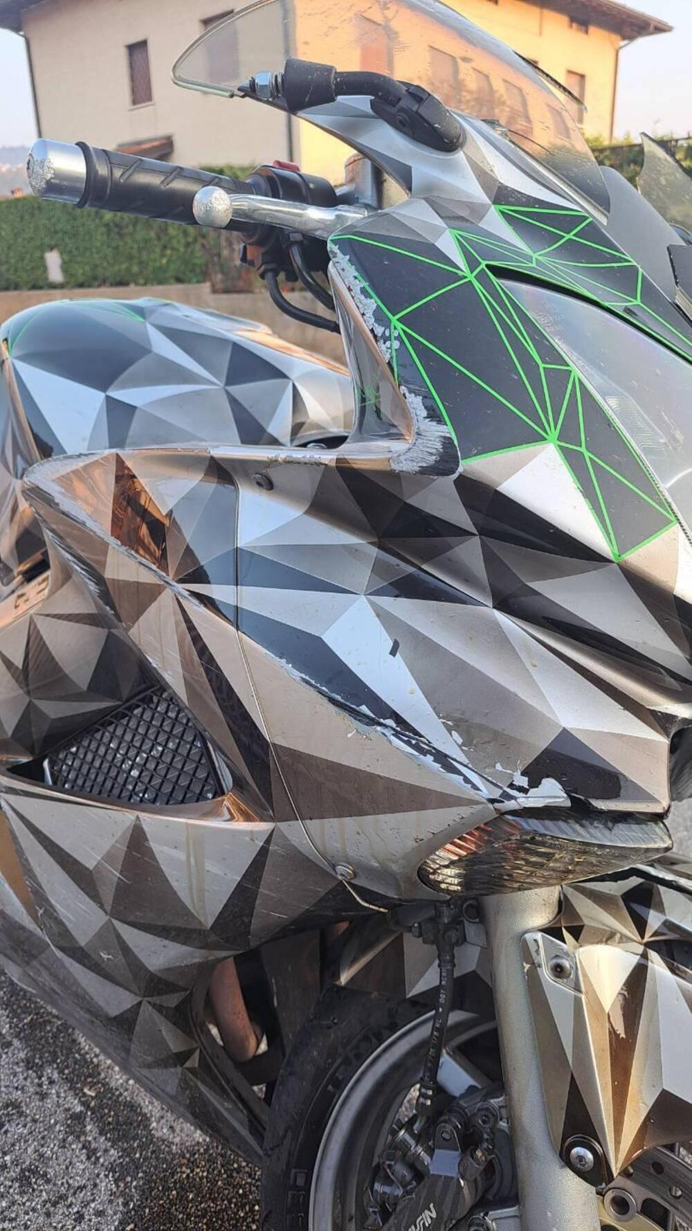 Honda VFR 800 (2006 - 13) (2)